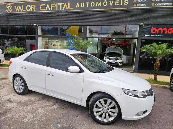 KIA CERATO 1.6 SX3 16V GASOLINA 4P AUTOMÁTICO